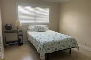 1221 SE 3rd St, Deerfield Beach, FL 33441 - Photo 16