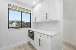 2501 Marina Isle Way, Jupiter, FL 33477 - Photo 8