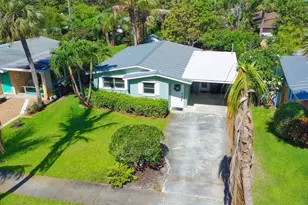 262 SE Monterey Ave, Stuart, FL 34996 - Photo 4