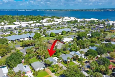 262 SE Monterey Avenue, Stuart, FL 34996 - Photo 6