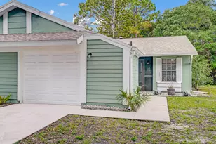 1370 SE Rivergreen Cir, Port Saint Lucie, FL 34952 - Photo 2