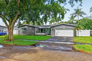5207 SW 91st Terrace, Cooper City, FL 33328 - Photo 2