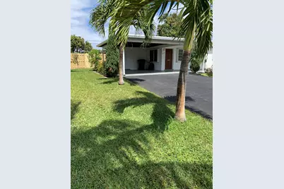 2325 NE 4th Avenue, Boca Raton, FL 33431 - Photo 16