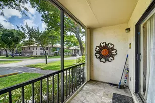 9810 Pineapple Tree Dr, Boynton Beach, FL 33436 - Photo 30