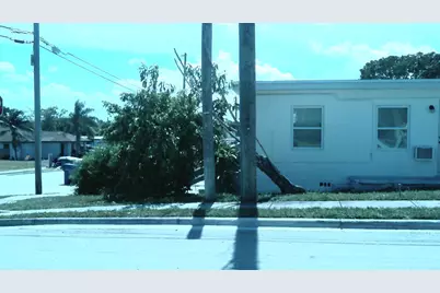 900 W 9th Street, Riviera Beach, FL 33404 - Photo 6