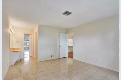2521 Juniper Drive #11-b, Delray Beach, FL 33445 - Photo 14
