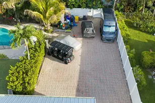 418 Oyster Rd, North Palm Beach, FL 33408 - Photo 42