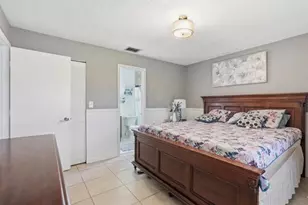 5330 Mendoza St, West Palm Beach, FL 33415 - Photo 10