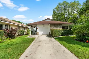 2495 Dawn Tree Terrace, Coconut Creek, FL 33063 - Photo 2
