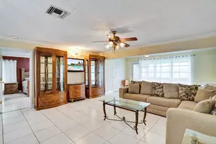 2331 Croton Ln, Delray Beach, FL 33445 - Photo 14