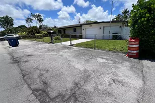 2217 NW 4th Ave, Wilton Manors, FL 33311 - Photo 2