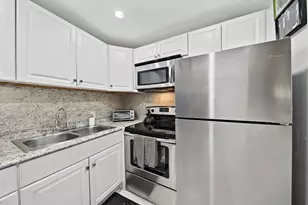 96 Fanshaw C, Boca Raton, FL 33434 - Photo 4