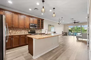 626 SW Glen Crest Way, Stuart, FL 34997 - Photo 6