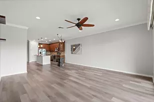 626 SW Glen Crest Way, Stuart, FL 34997 - Photo 6
