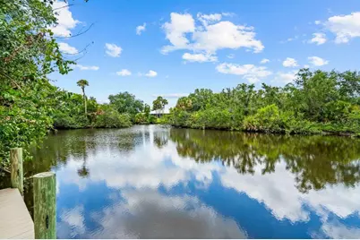 626 SW Glen Crest Way, Stuart, FL 34997 - Photo 32