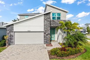 10638 SW Hensley St, Port Saint Lucie, FL 34987 - Photo 6