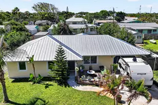 8143 SE Woodland Rd, Hobe Sound, FL 33455 - Photo 1
