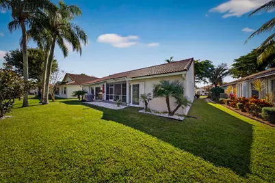 113 Egret Circle, Greenacres, FL 33413 - Photo 32