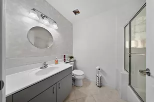 113 Egret Cir, Greenacres, FL 33413 - Photo 10