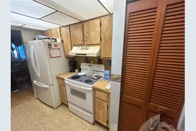 8016 NW 27th Court, Sunrise, FL 33322 - Photo 6