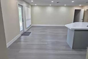 11320 NW 31st St, Sunrise, FL 33323 - Photo 2