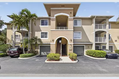 6510 Emerald Dunes Drive #308, West Palm Beach, FL 33411 - Photo 2