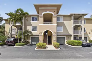 6510 Emerald Dunes Dr, West Palm Beach, FL 33411 - Photo 2