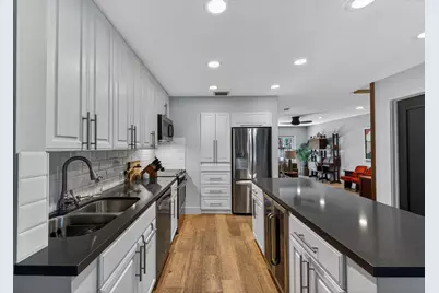 200 NE 17th Court #Unit 801, Fort Lauderdale, FL 33305 - Photo 4