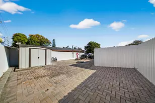 623 S Pine St, Lake Worth Beach, FL 33460 - Photo 22