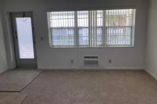 364 Northampton R, West Palm Beach, FL 33417 - Photo 6