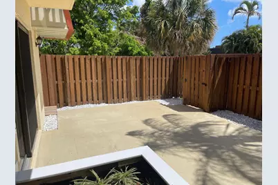 3345 Meridian Way N #C, Palm Beach Gardens, FL 33410 - Photo 2