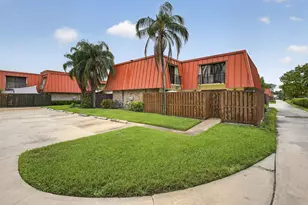 3345 Meridian Way N, Palm Beach Gardens, FL 33410 - Photo 2