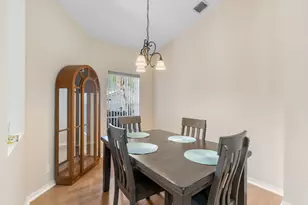 6402 Park Lake Cir, Boynton Beach, FL 33437 - Photo 10