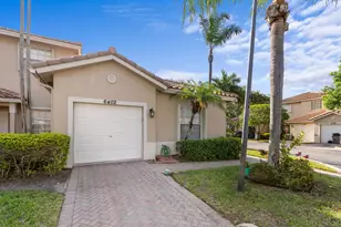 6402 Park Lake Cir, Boynton Beach, FL 33437 - Photo 2