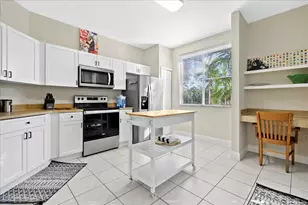 11013 Legacy Ln, Palm Beach Gardens, FL 33410 - Photo 2