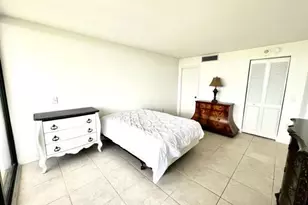 5600 N Flagler Dr, West Palm Beach, FL 33407 - Photo 10