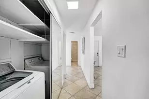 6481 Kimberly Blvd, North Lauderdale, FL 33068 - Photo 8