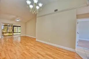 3151 SE Aster Ln, Stuart, FL 34994 - Photo 4