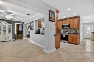 7306 NW 94th Way, Tamarac, FL 33321 - Photo 10