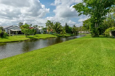 12858 Spinnaker Lane, Wellington, FL 33414 - Photo 28