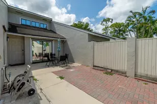 12858 Spinnaker Ln, Wellington, FL 33414 - Photo 2