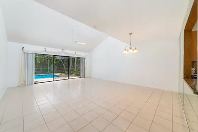 302 Deer Creek Wildwood Lane E, Deerfield Beach, FL 33442 - Photo 12