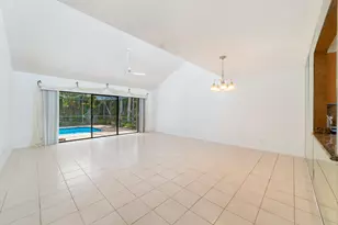 302 Deer Creek Wildwood Ln E, Deerfield Beach, FL 33442 - Photo 12