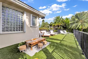 272 Imperial Ln, Lauderdale by the Sea, FL 33308 - Photo 76