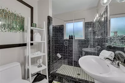 272 Imperial Lane, Lauderdale by the Sea, FL 33308 - Photo 16