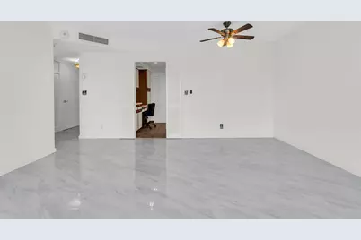 3300 NE 36th Street #1711, Fort Lauderdale, FL 33308 - Photo 2