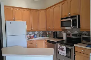 624 NW 47th St, Deerfield Beach, FL 33064 - Photo 4