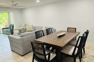 2601 NE 3rd Ct, Boynton Beach, FL 33435 - Photo 10