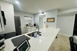 2601 NE 3rd Ct, Boynton Beach, FL 33435 - Photo 4
