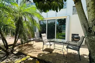 2601 NE 3rd Ct, Boynton Beach, FL 33435 - Photo 16